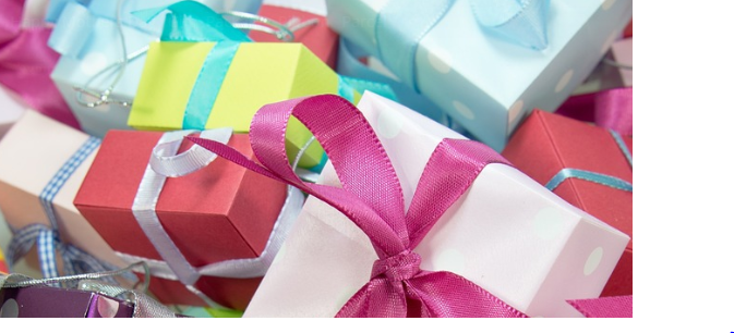 7 Corporate Gift Ideas to WOW - AnnMarie John